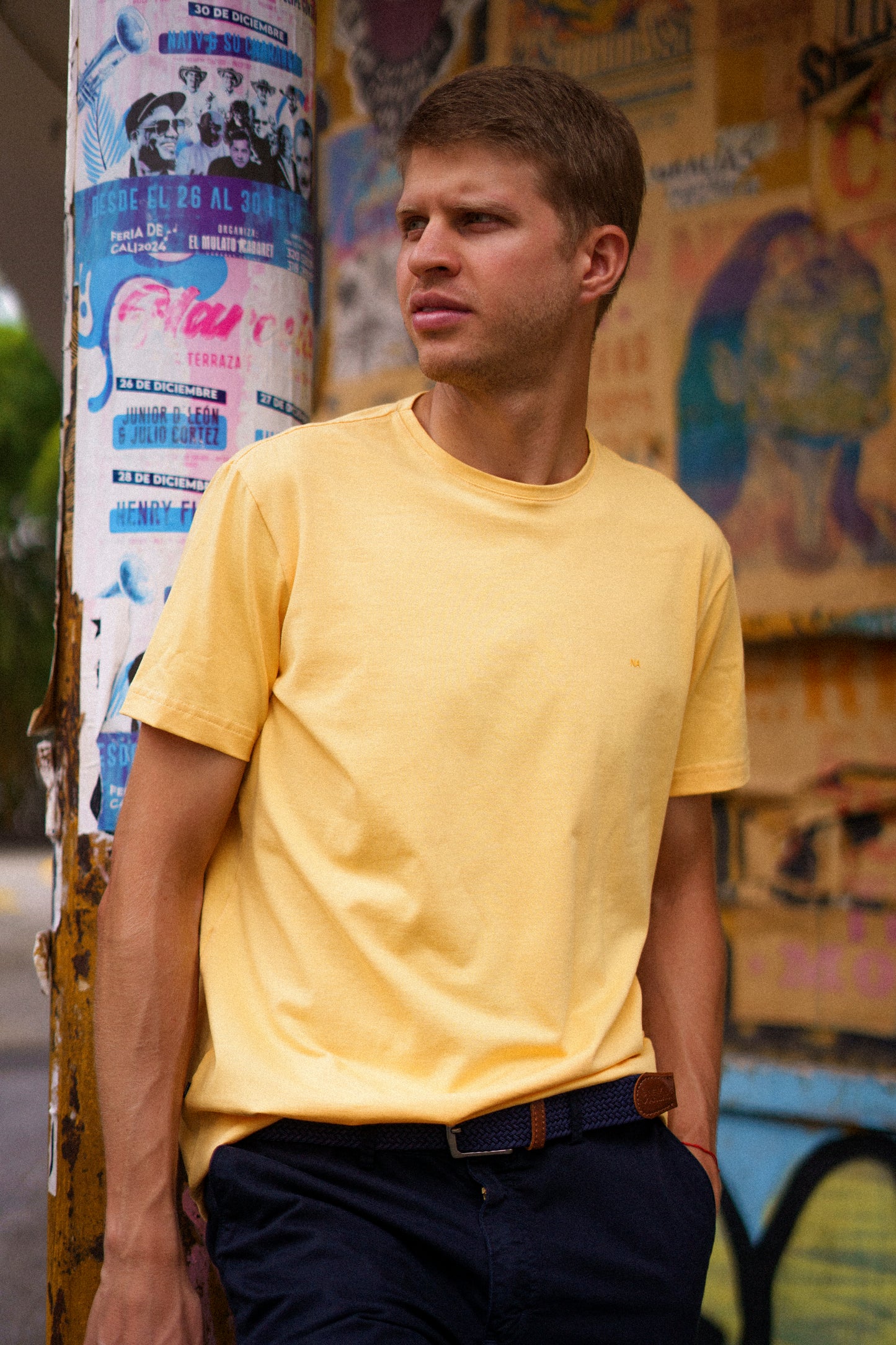 Camiseta Amarilla