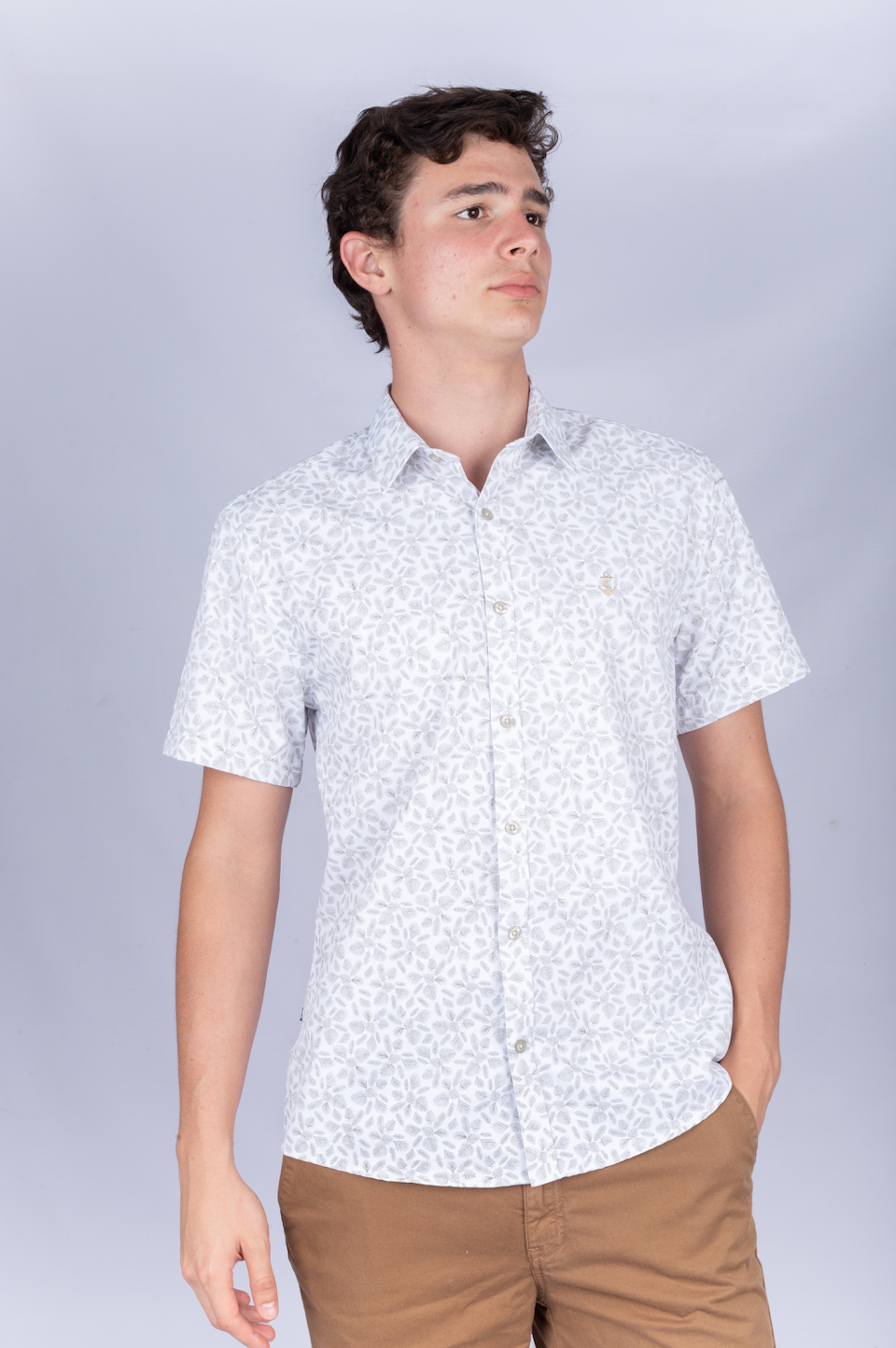 Camisa Blanca Hojas Beige