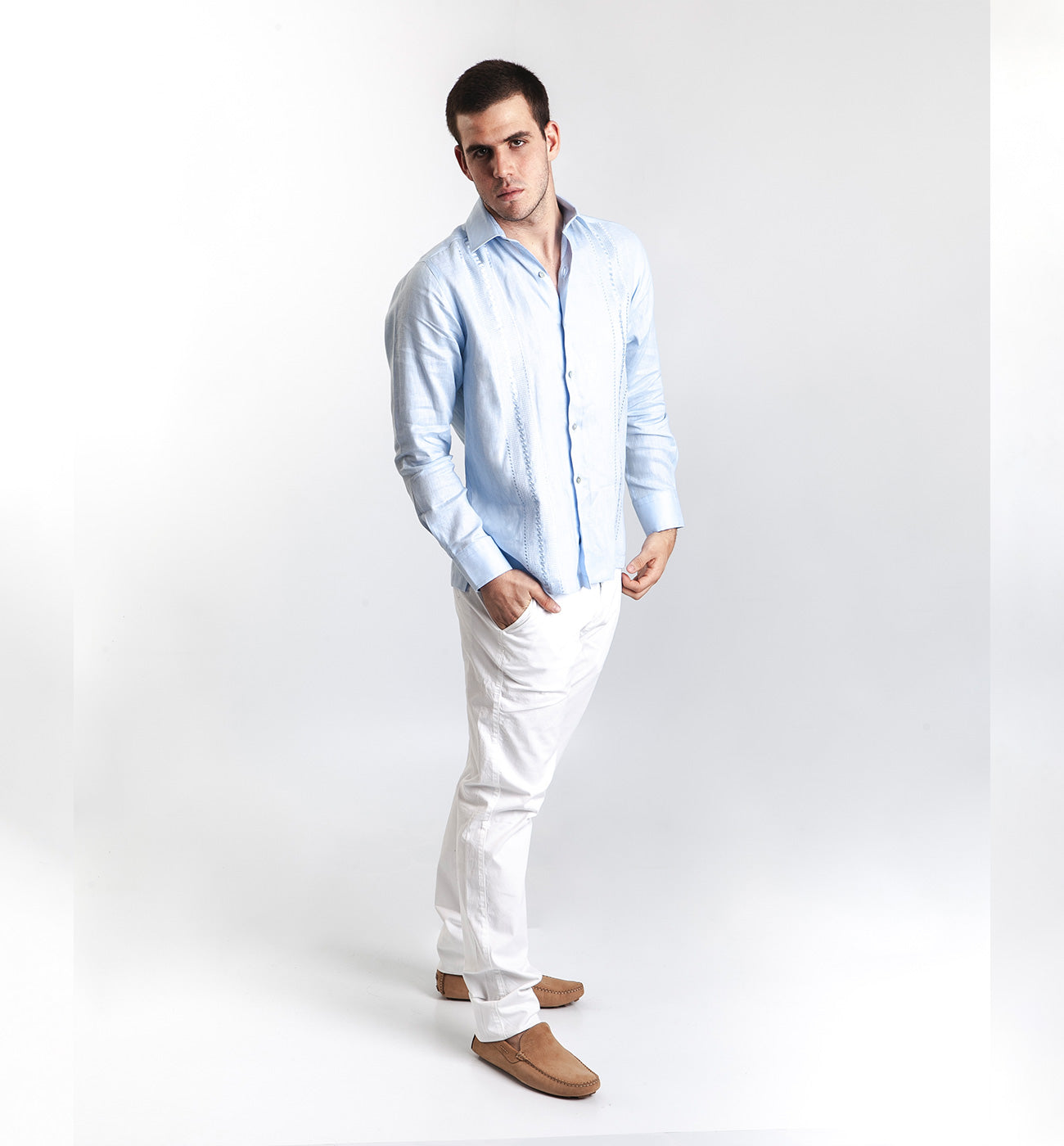 Guayabera Azul Claro