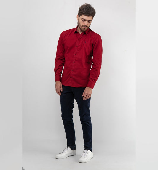 Camisa Roja Oscura