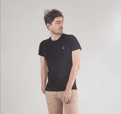 Camiseta Negra
